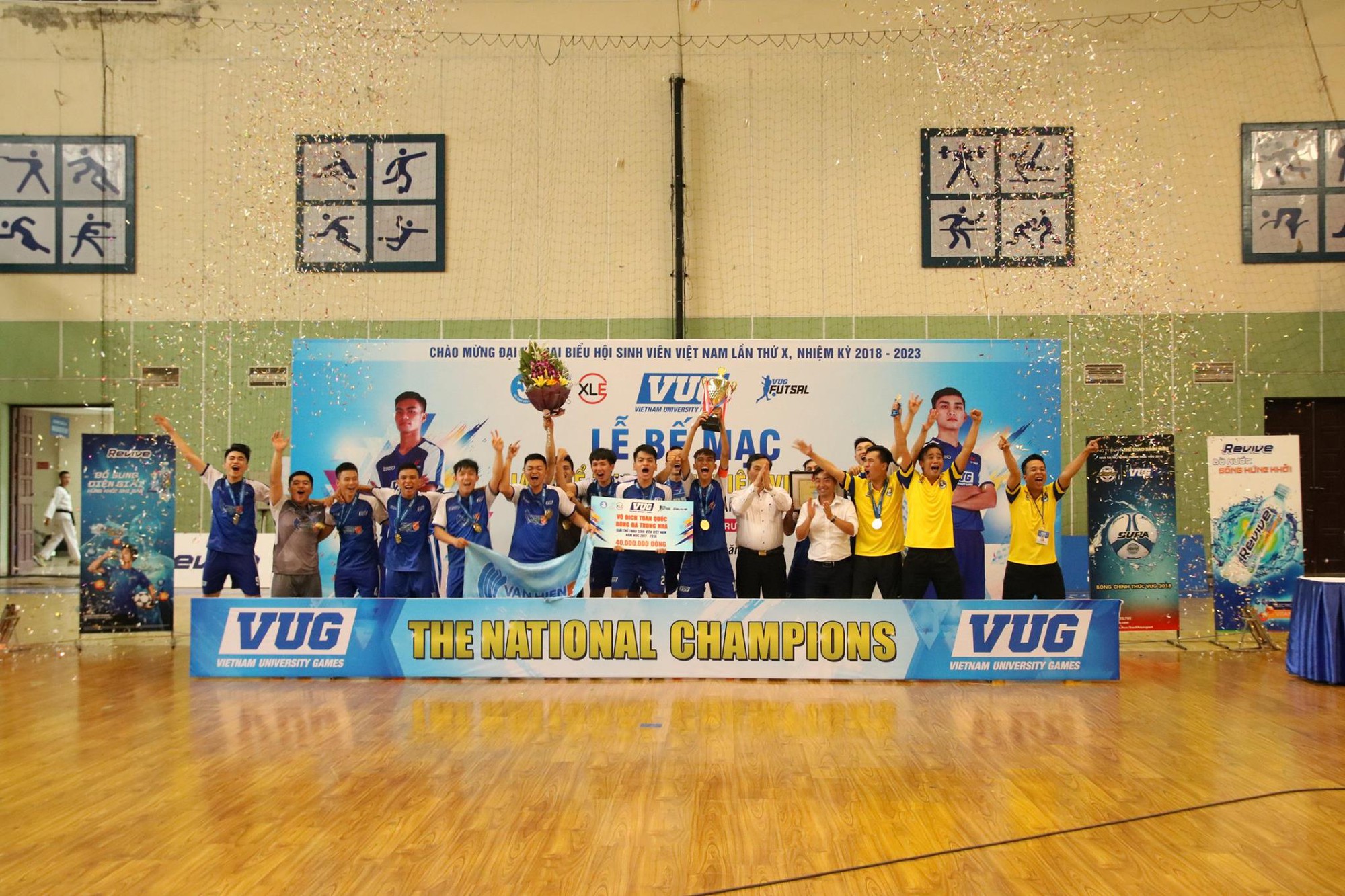 Đại học Văn Hiến lên ngôi vô địch Futsal VUG cả nước 2018 - Ảnh 1. Đại học Văn Hiến lên ngôi nhà vô địch Futsal VUG cả nước 2018 - Ảnh 1.