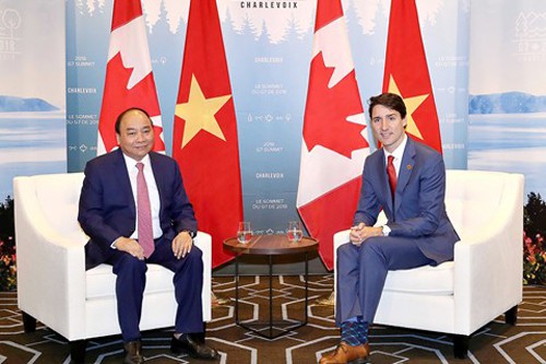 Hai Thủ tướng Việt Nam và Canada hội đàm: Không sử dụng vũ lực ở biển Đông - Ảnh 2.