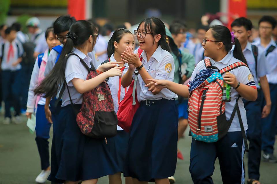 TP HCM: Hồi hộp chờ công bố điểm thi lớp 10 - Ảnh 1. TP HCM: Hồi hộp chờ ban bố điểm thi lớp 10 - Ảnh 1.