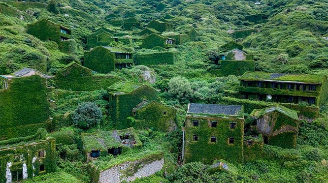 "Lạnh gáy" ngôi làng tại Trung Quốc bị mẹ thiên nhiên "nuốt chửng"