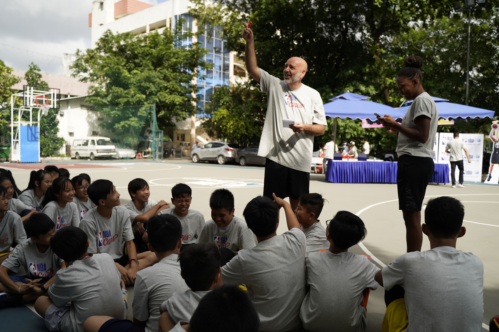 San Bong Rá»• Chuáº©n Nba á»Ÿ TrÆ°á»ng Ä'h Y DÆ°á»£c Tp Hcm Bao NgÆ°á»i Lao Ä'á»™ng