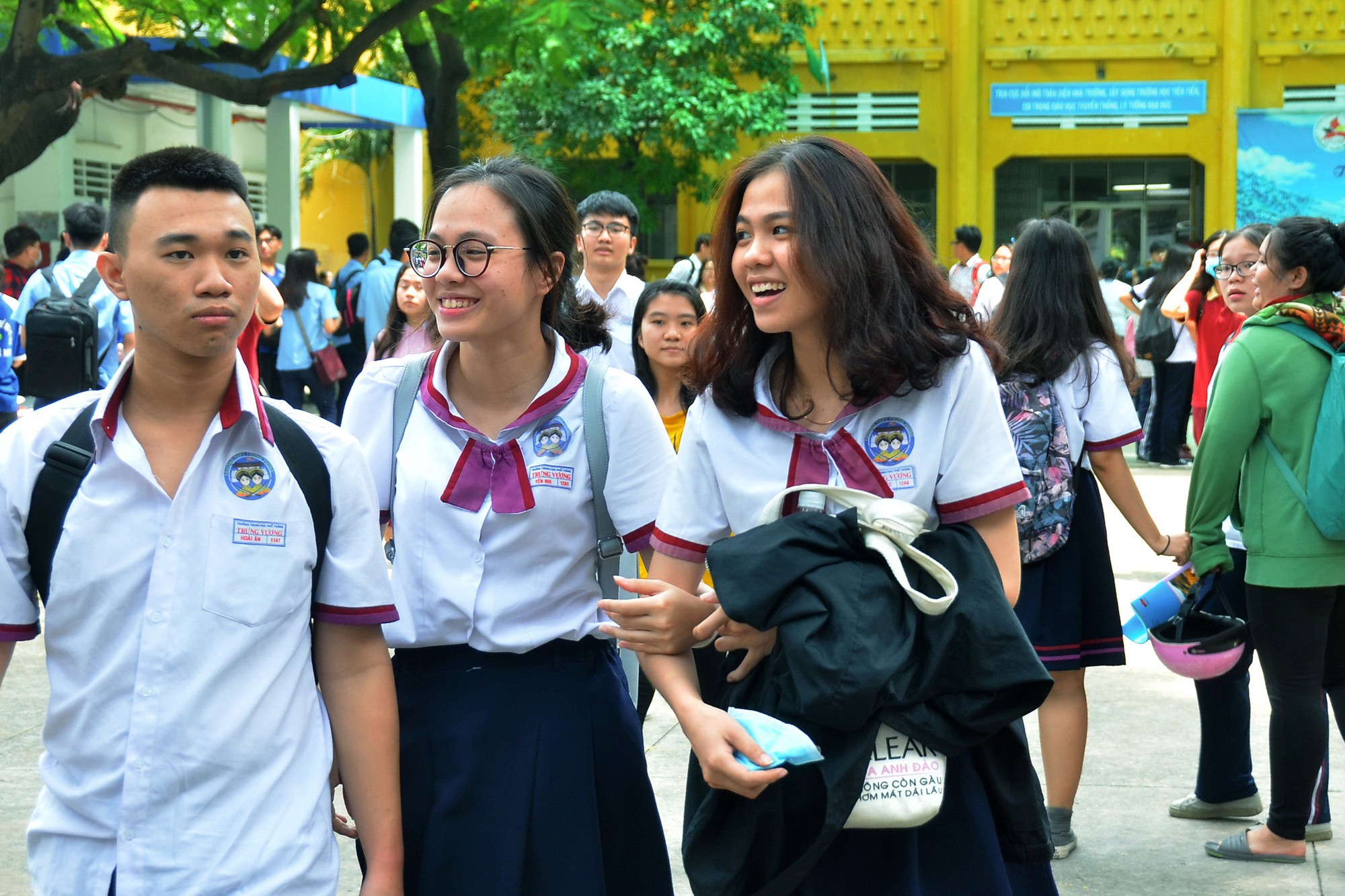 Điểm chuẩn vào đại học sẽ giảm mạnh - Ảnh 1. Điểm chuẩn vào đại học sẽ giảm mạnh - Ảnh 1.