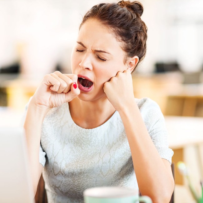 Phải làm gì khi mệt mỏi không ham muốn "chuyện ấy"