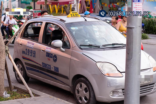 Du khách Hàn Quốc phát hoảng vì bị tài xế taxi Nha Trang chặt chém - Ảnh 1.