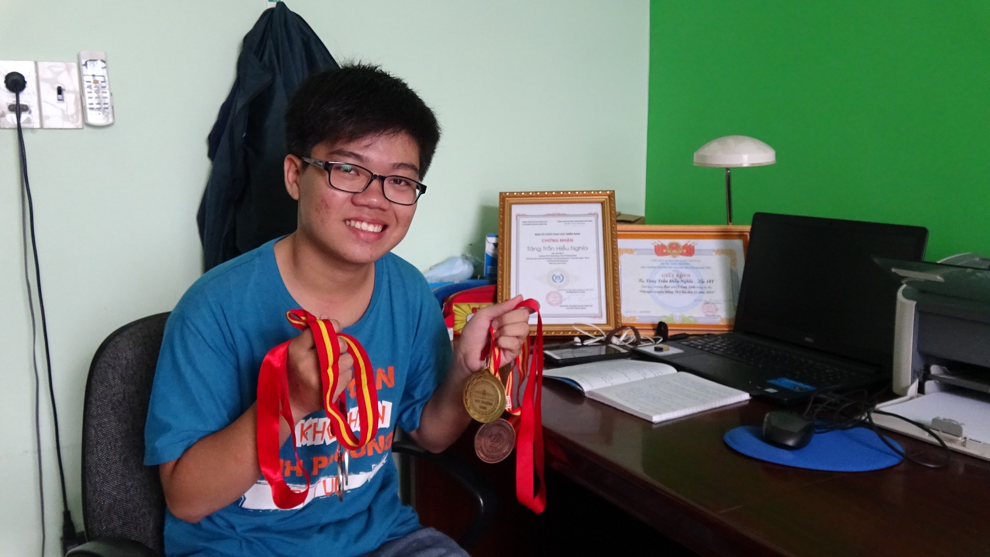 Bất ngờ với bí quyết học giỏi của thủ khoa đất Sen Hồng - Ảnh 2. Bất ngờ với bí quyết học giỏi của thủ khoa đất Sen Hồng - Ảnh 2.