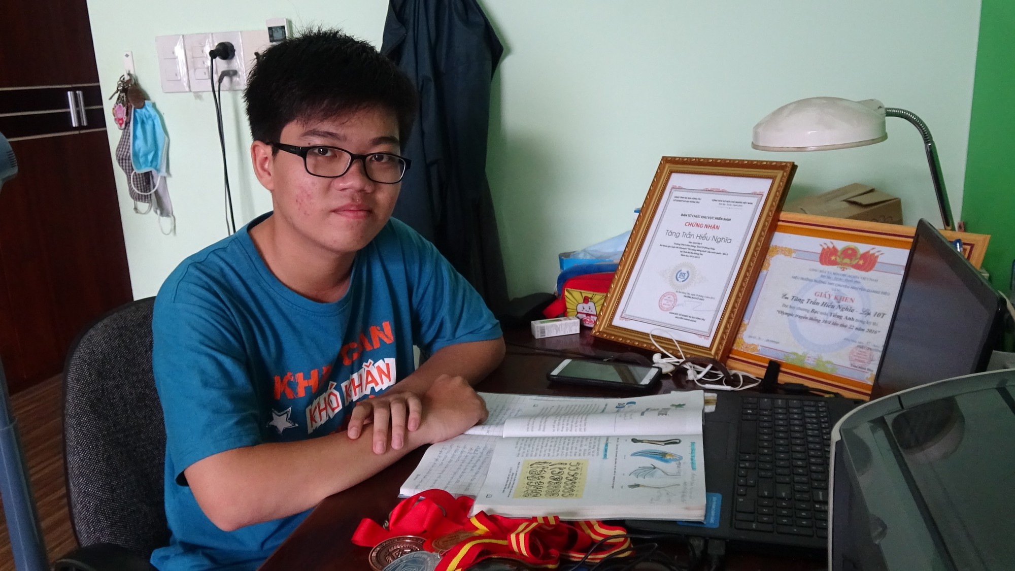 Bất ngờ với bí quyết học giỏi của thủ khoa đất Sen Hồng - Ảnh 3. Bất ngờ với bí quyết học giỏi của thủ khoa đất Sen Hồng - Ảnh 3.