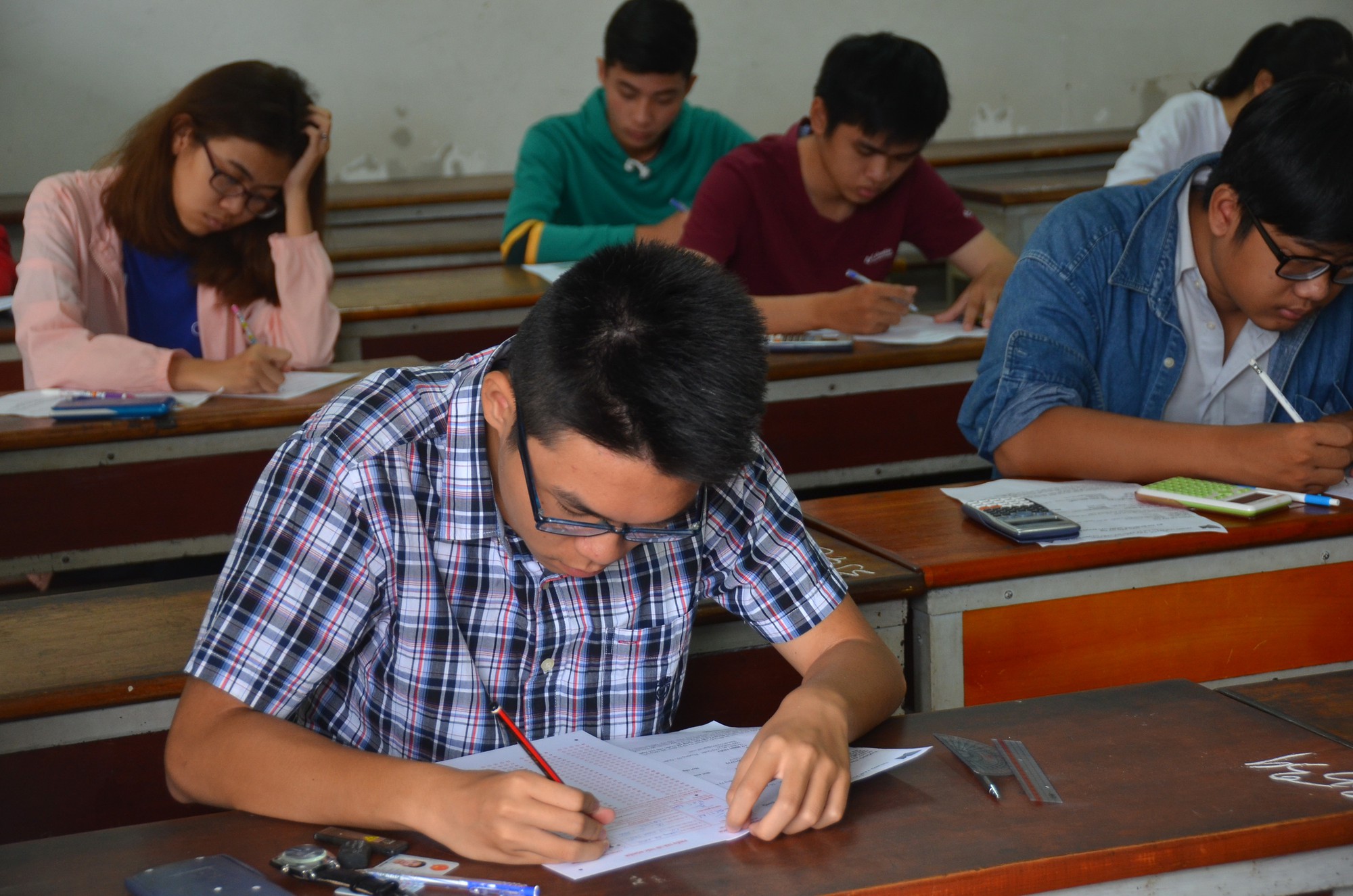 ĐHQG tphcm bàn hành điểm thi nhận định trình độ - Ảnh 1. ĐHQG tp. hcm ban bố điểm thi nhận định năng lực - Ảnh 1.