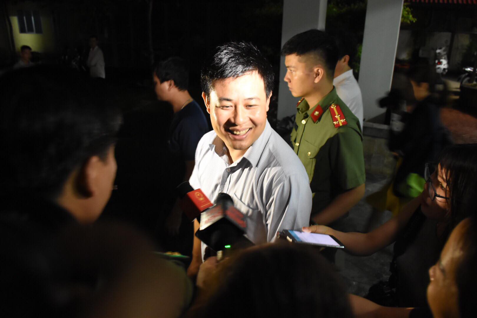 Trưởng đoàn làm việc của Bộ GD & ĐT nói gì về 35 thí sinh có điểm cao bất thường ở Lạng Sơn? - Ảnh 1. Trưởng đoàn làm việc của Bộ Giáo Dục và Đào Tạo nói gì về 35 thí sinh có cao điểm bất thường tại Lạng Sơn? - Ảnh 1.