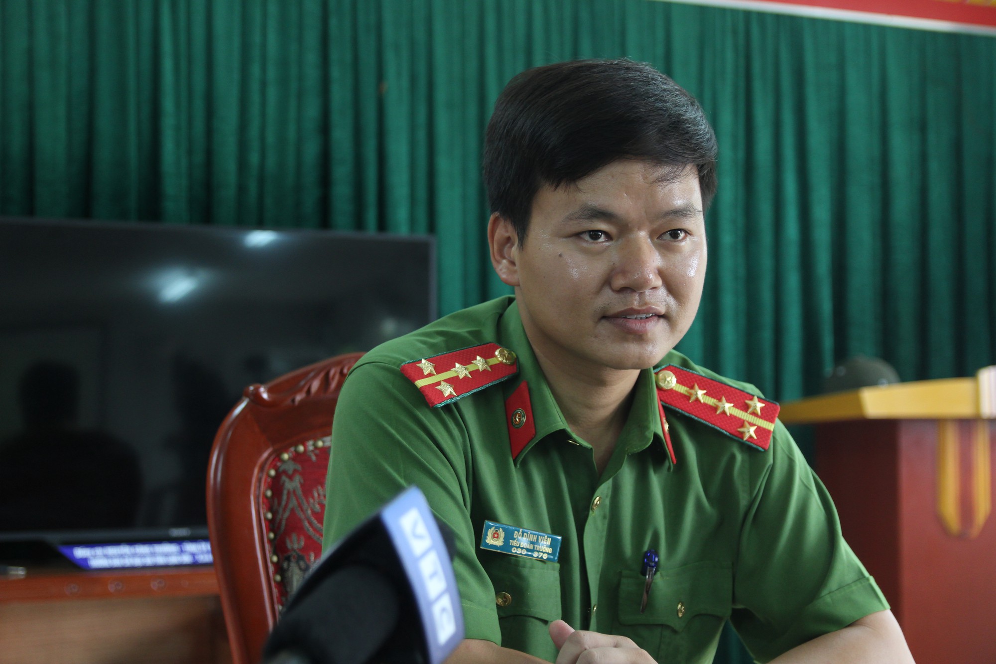 Chỉ huy 35 cảnh sát cơ động có điểm thi cao thất thường ở Lạng Sơn lên tiếng - Ảnh 1. Chỉ huy 35 cảnh sát cơ động có điểm thi cao bất thường tại Lạng Sơn lên tiếng - Ảnh 1.