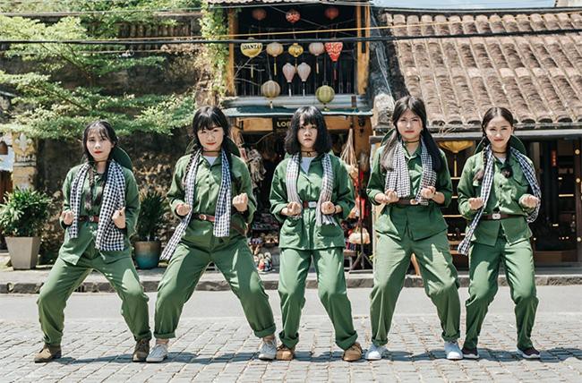 Nữ sinh đạt 26,25/30 điểm trúng tuyển vào ĐH Duy Tân - Ảnh 2. Nữ sinh đạt 26,25/30 điểm trúng tuyển vào ĐH Duy Tân - Ảnh 2.