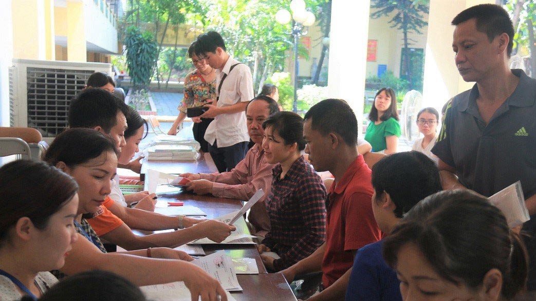 Kinh hoàng tuyển sinh lớp 10 - Ảnh 1. Kinh hoàng tuyển sinh lớp 10 - Ảnh 1.