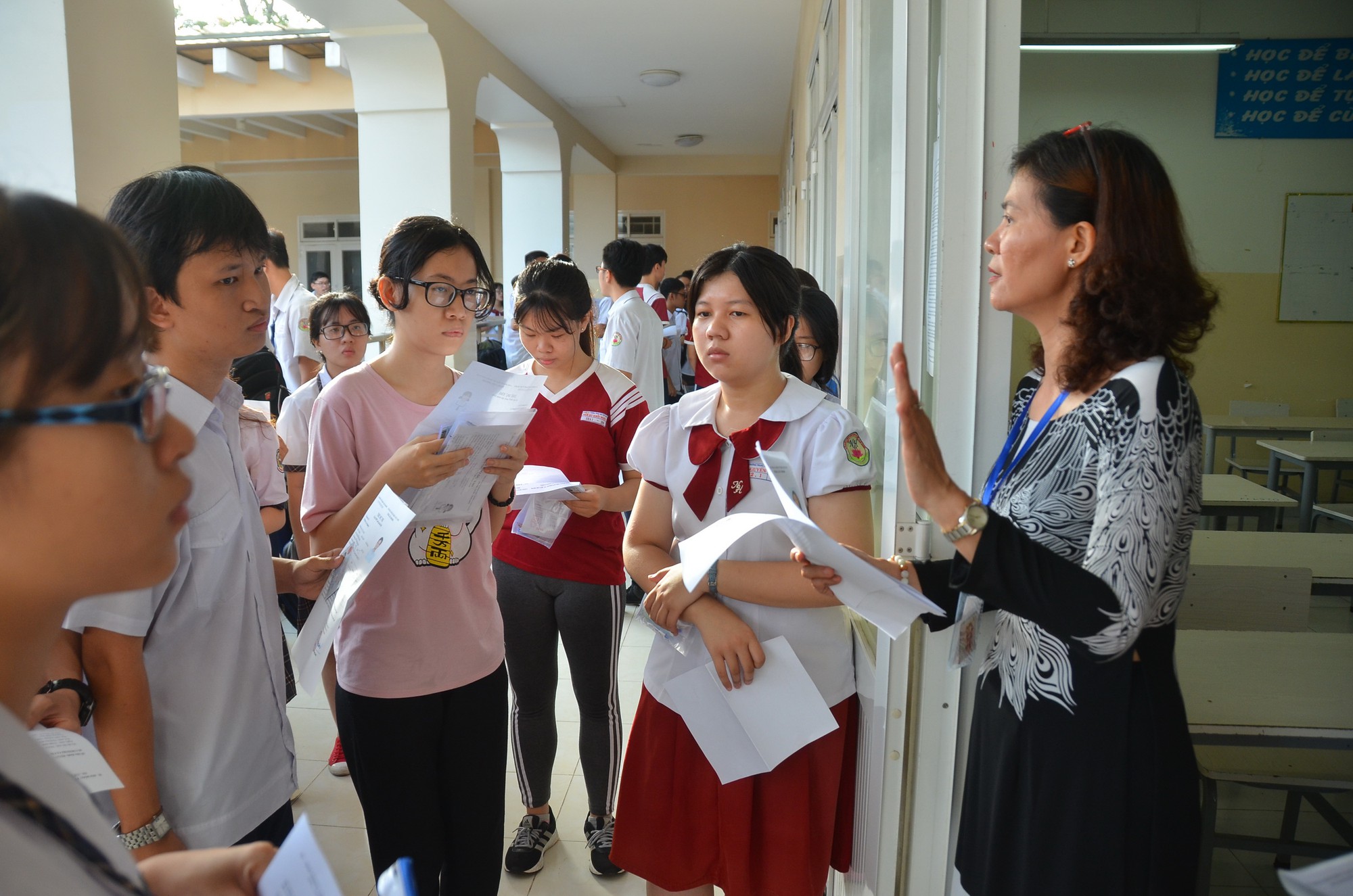 Lưu ý về lần trước tiên thi nhận định trình độ vào ĐHQG tp.hồ chí minh - Ảnh 1. Lưu ý về lần trước hết thi nhận định trình độ vào ĐHQG tp. hcm - Ảnh 1.