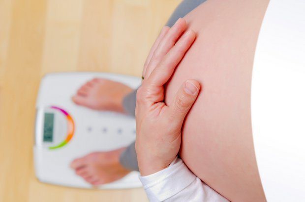 Có nhiều lí do dẫn đến tăng cân trong thai kỳ