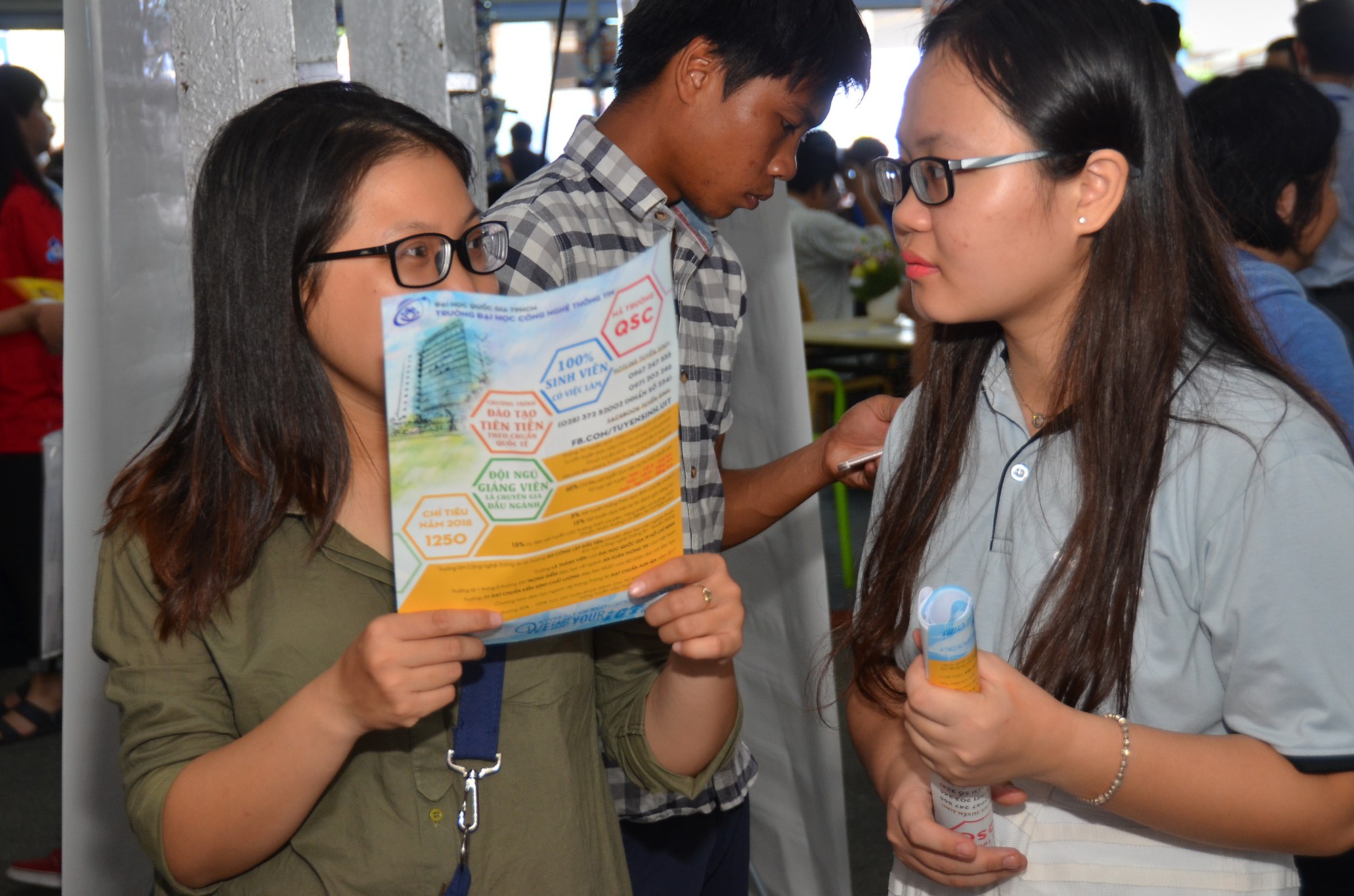 Nhiều ngành sư phạm hệ ĐH, CĐ màu trắng sĩ tử - Ảnh 1. Nhiều ngành sư phạm hệ ĐH, CĐ trắng thí sinh - Ảnh 1.