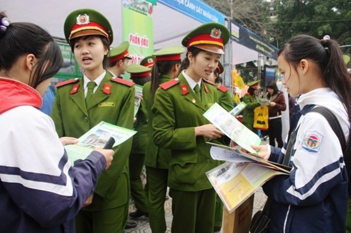 Thủ khoa của Học viện an ninh là sĩ tử Lạng Sơn, Hoà Bình - Ảnh 1. Thủ khoa của Học viện an ninh là thí sinh Lạng Sơn, Hoà Bình - Ảnh 1.