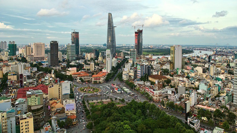 Siết tín dụng BĐS: Loại bỏ nhà đầu tư "tay không bắt giặc"