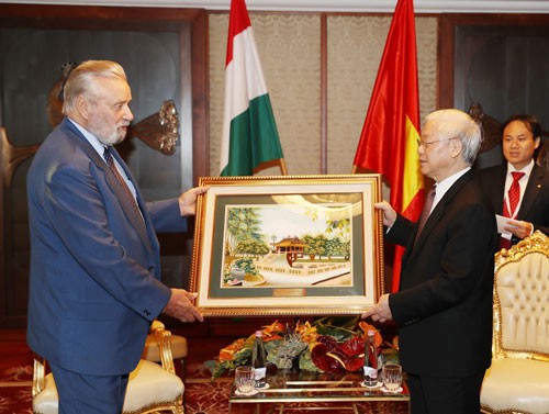 Việt Nam - Hungary mở ra GĐ quan hệ mới - Ảnh 1.