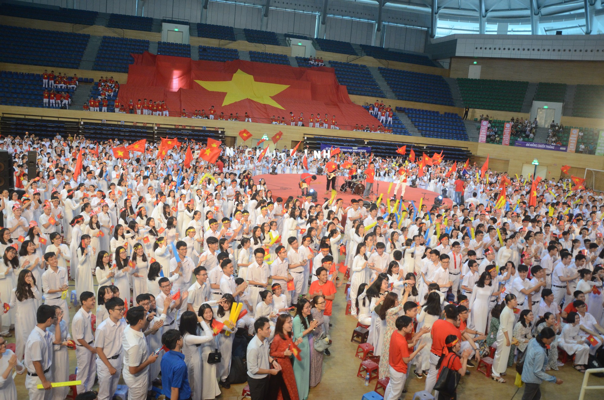 Quang Nhật sẽ khao thầy cô, bằng hữu món chè sau chung kết Olympia 2018 - Ảnh 1. Quang Nhật sẽ khao thầy cô, anh em món chè sau chung kết Olympia 2018 - Ảnh 1.