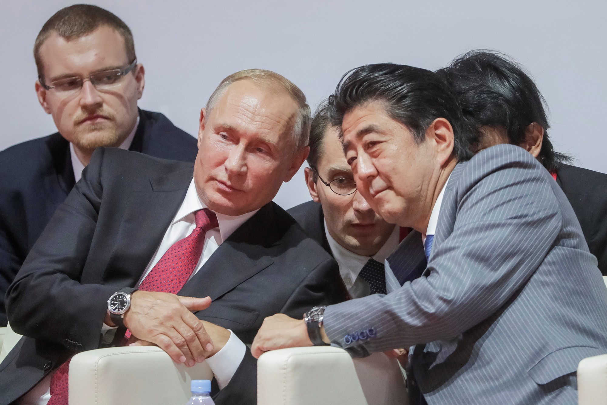 Спор между японией и россией. Синдзо Абэ Курилы. Переговоры в Японии.