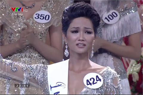 Hhen Niê đăng quang Hoa hậu Hoàn vũ Việt Nam - Ảnh 1.
