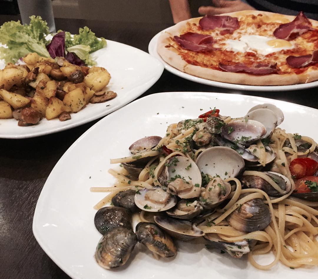 Khu ăn uống sang trọng khó tin của ĐHQG Singapore - Ảnh 7. Khu ăn uống thứ hạng khó tin của ĐHQG Singapore - Ảnh 7.