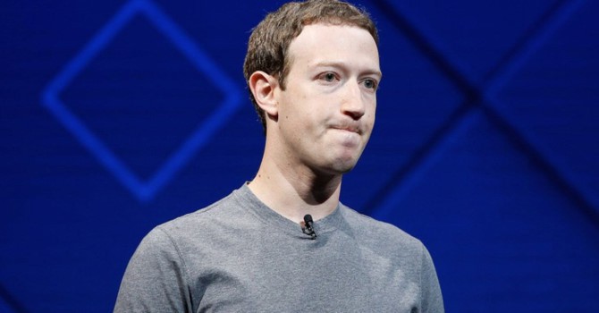 Mark Zuckerberg dừng bán cổ phiếu Facebook để duy trì quyền lực