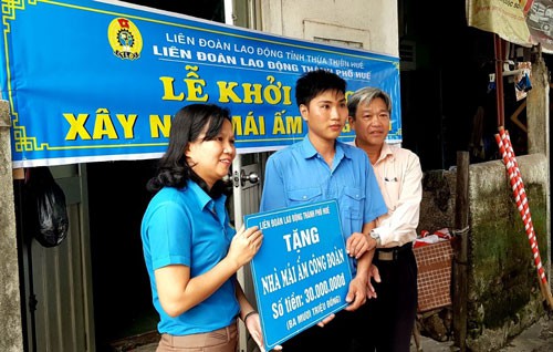 Thừa Thiên - Huế: Hỗ trợ mái ấm Công đoàn cho đoàn viên khó khăn - Ảnh 1.