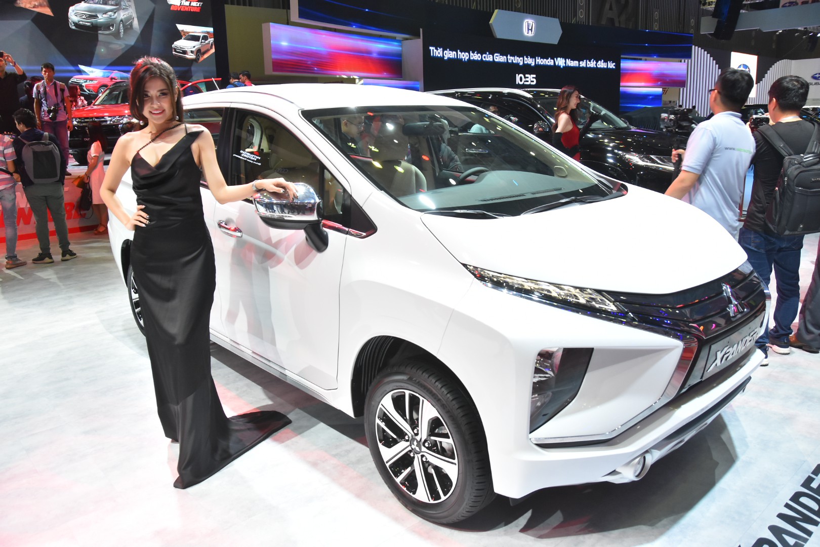 Gần 100 mẫu ôtô mới nhất trình diễn tại Vietnam Motor Show 2019 - Ảnh 12.