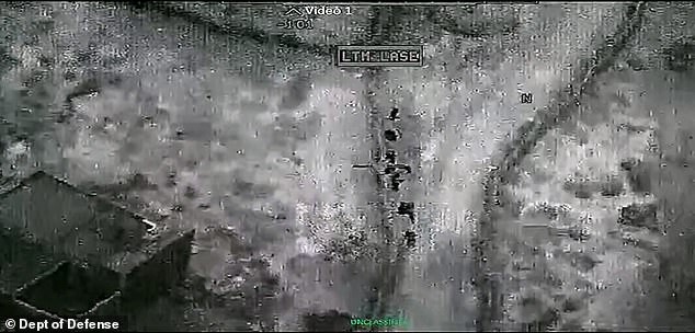 Mỹ công bố hình ảnh cuộc đột kích tiêu diệt thủ lĩnh tối cao IS - Ảnh 4.