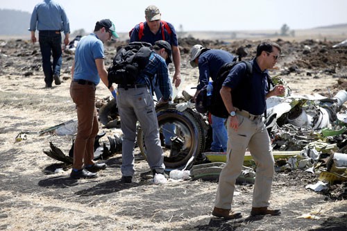 Sẽ điều trần 2 vụ tai nạn Boeing 737 Max 8 - Ảnh 1.