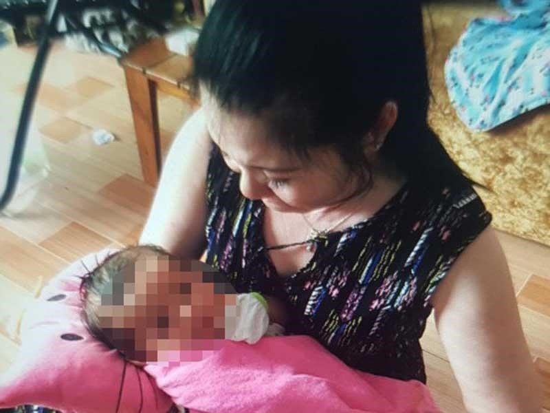 Nữ chủ tịch phường ở Cà Mau bất ngờ bị đòi lại con nuôi
