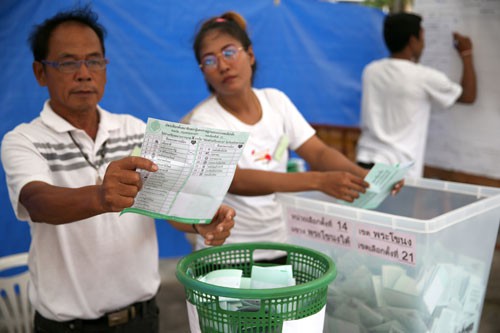 Cuộc tổng tuyển cử được mong đợi ở Thái Lan - Ảnh 2.