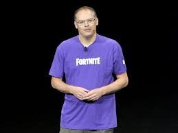 Tỉ phú game Fortnite tặng 100 triệu USD cho cộng đồng game - Ảnh 1.
