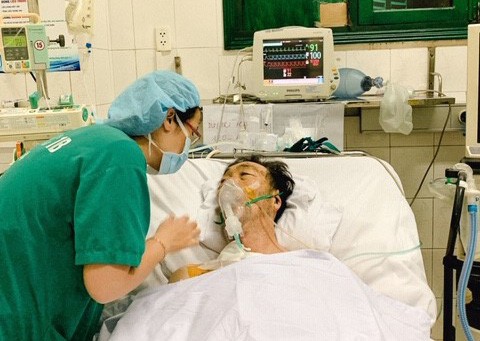 2 bệnh viện cứu du khách Nhật Bản bị bệnh hiểm nghèo rất phức tạp - Ảnh 1.