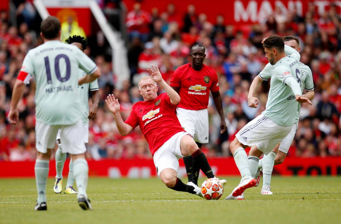 Ferguson Tái Xuất, Man United Đè Bẹp Bayern Munich Ở Old Trafford - Báo Người Lao Động