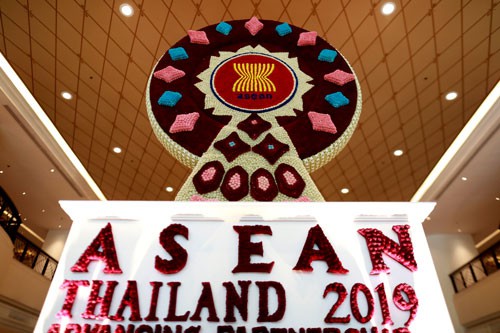 ASEAN bàn chuyện thương mại, biển Đông - Ảnh 1.