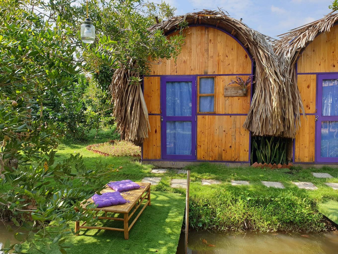 Homestay kiểu nhà tranh giữa vườn trái cây ở Tiền Giang - Ảnh 2.