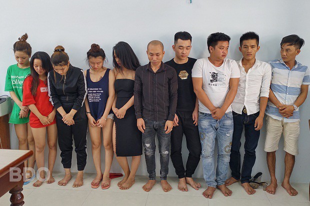 Hàng chục nam, nữ thanh niên đang phê ma túy trong khách sạn ở Quy Nhơn - Ảnh 1.
