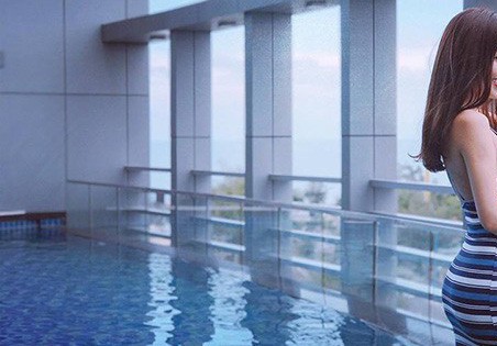 Nữ giám đốc xinh đẹp góa chồng "đẩy đưa" cùng lúc với 2 đại gia