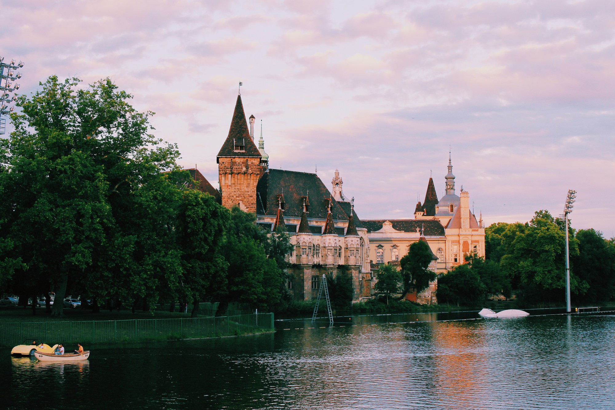 Budapest - nơi những chiếc cầu kể chuyện