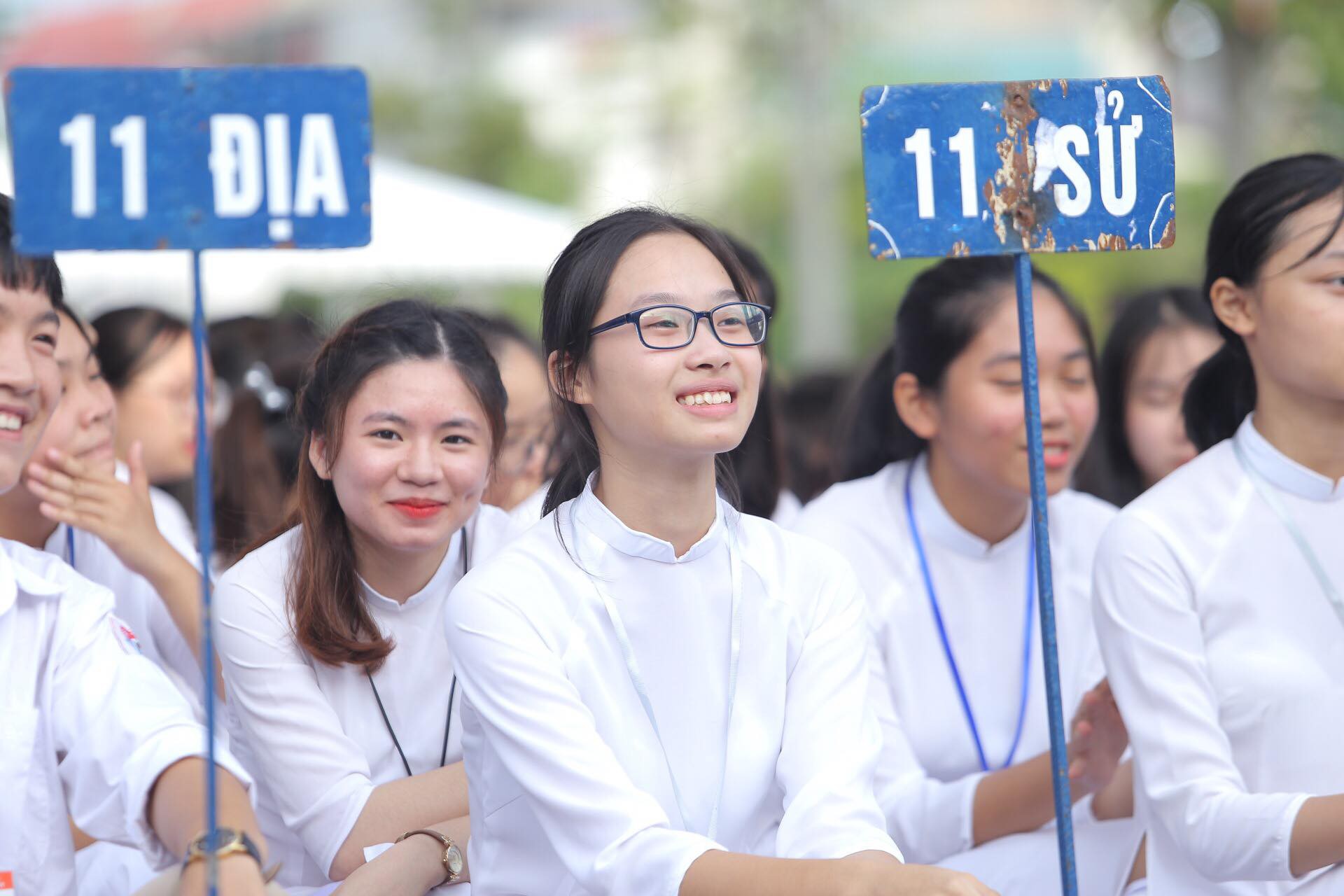 Sinh viên ĐH Kinh tế Quốc dân Hà Nội trở thành MC truyền hình ở tuổi 19