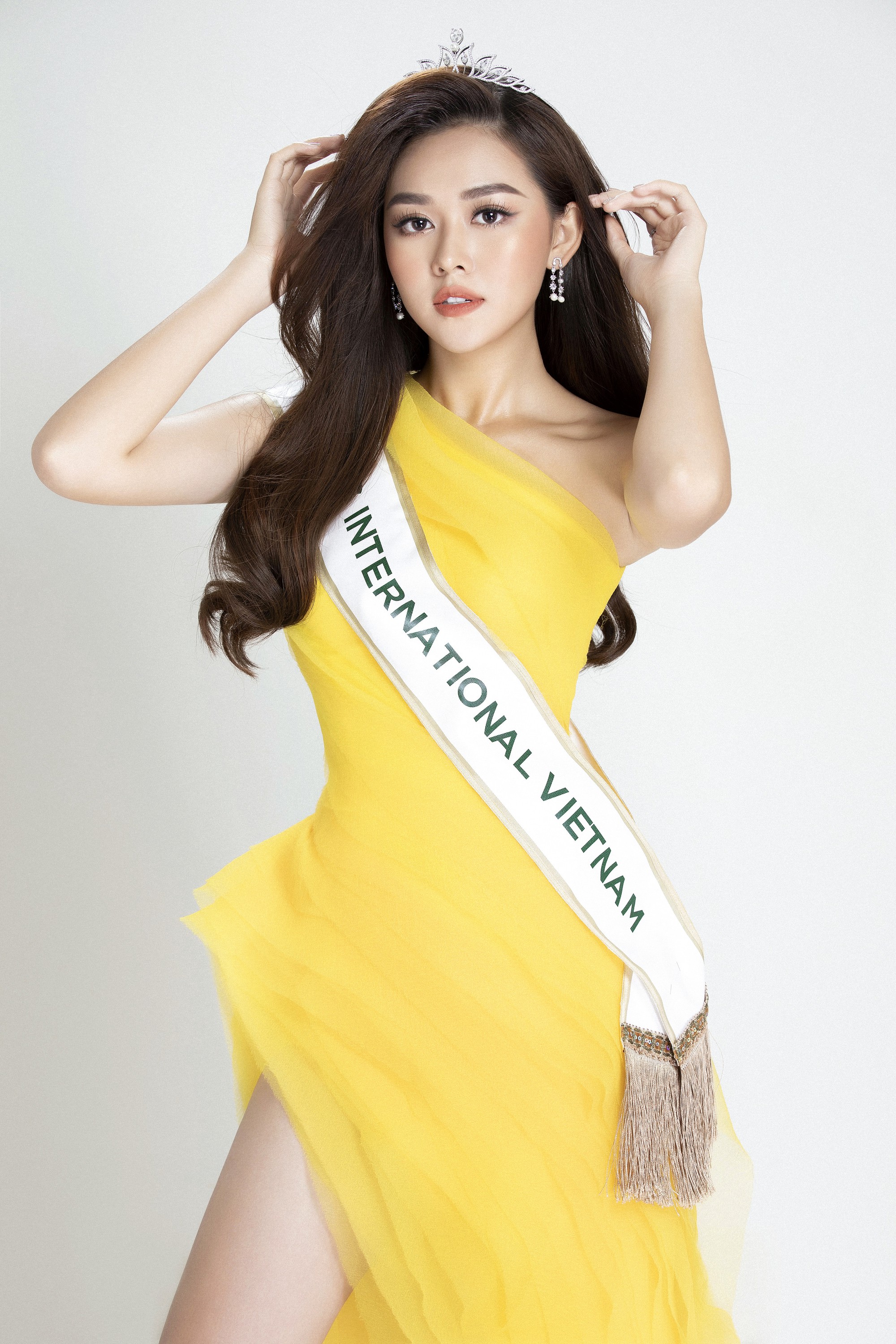Phần trăm cơ hội của Tường San ở Hoa hậu Quốc tế 2019 - Báo Người ...