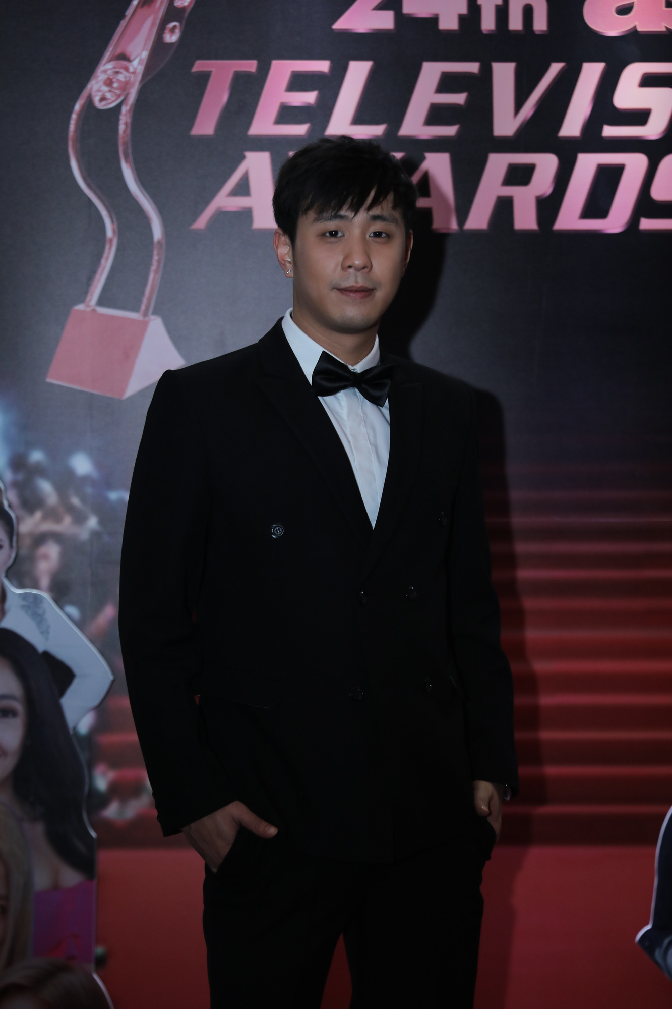 Hoàng Yến Chibi đẹp hút hồn trên thảm đỏ - Ảnh 9.