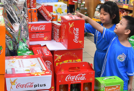 Phải chặn ngay bê bối kiểu Coca-Cola Việt Nam - Ảnh 1.