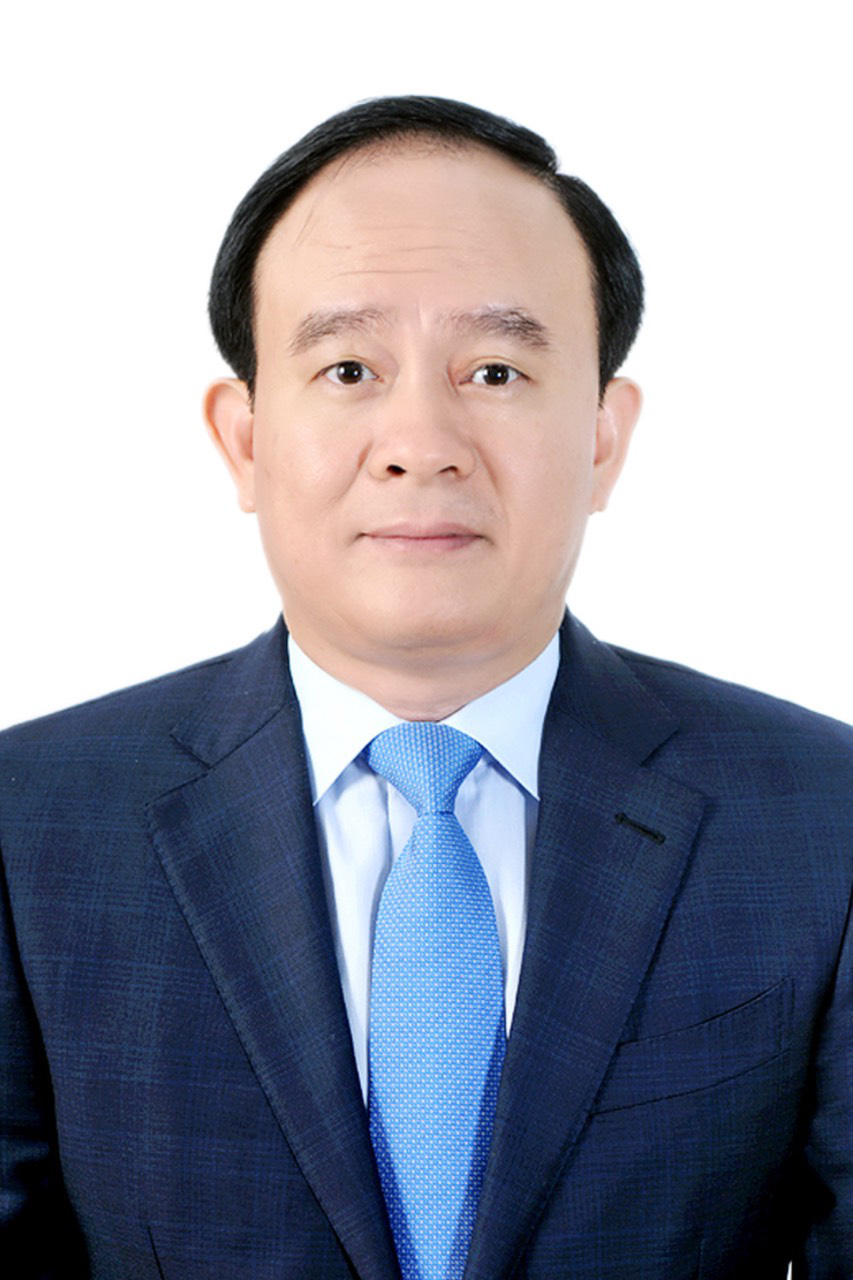 4 Who is the Undersecretary of the Hanoi Party Committee?  - Photo 4.