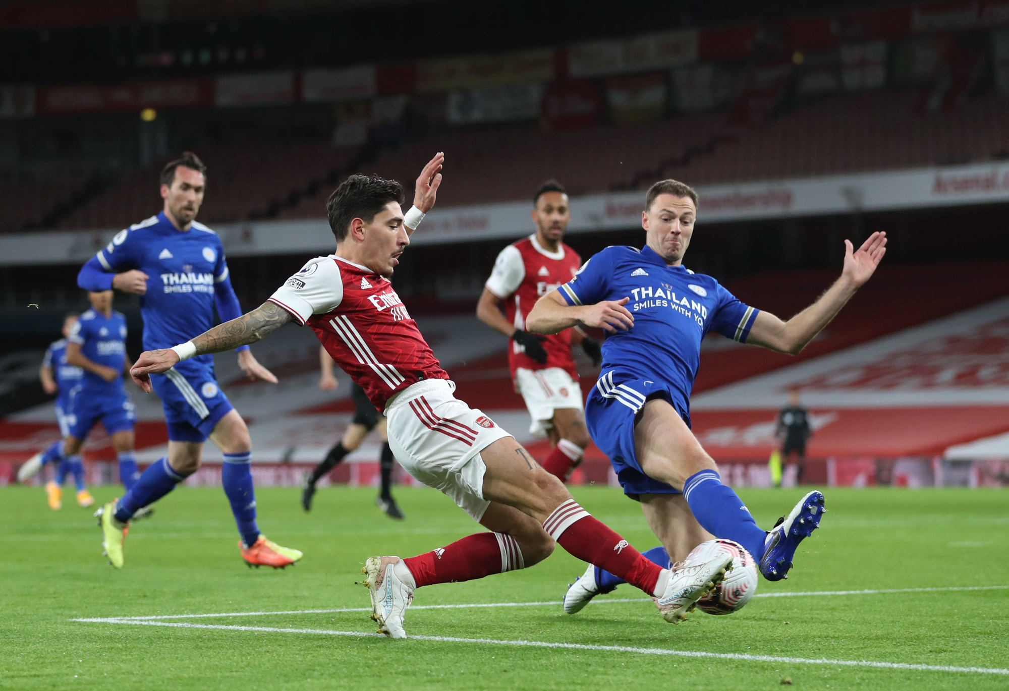 Super reserve Vardy scored for Leicester, Arsenal lost at Emirates - Photo 1.