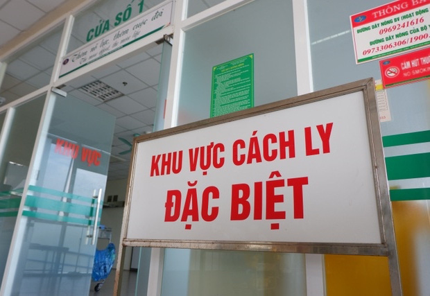 Mở lại chuyến bay thương mại quốc tế, hành khách được cách ly như thế nào? - Ảnh 2.