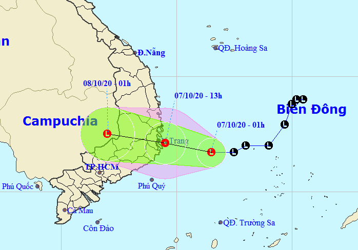 Chiều nay áp thấp nhiệt đới đổ bộ từ Phú Yên - Khánh Hòa, gây mưa rất to ở miền Trung - Ảnh 1.