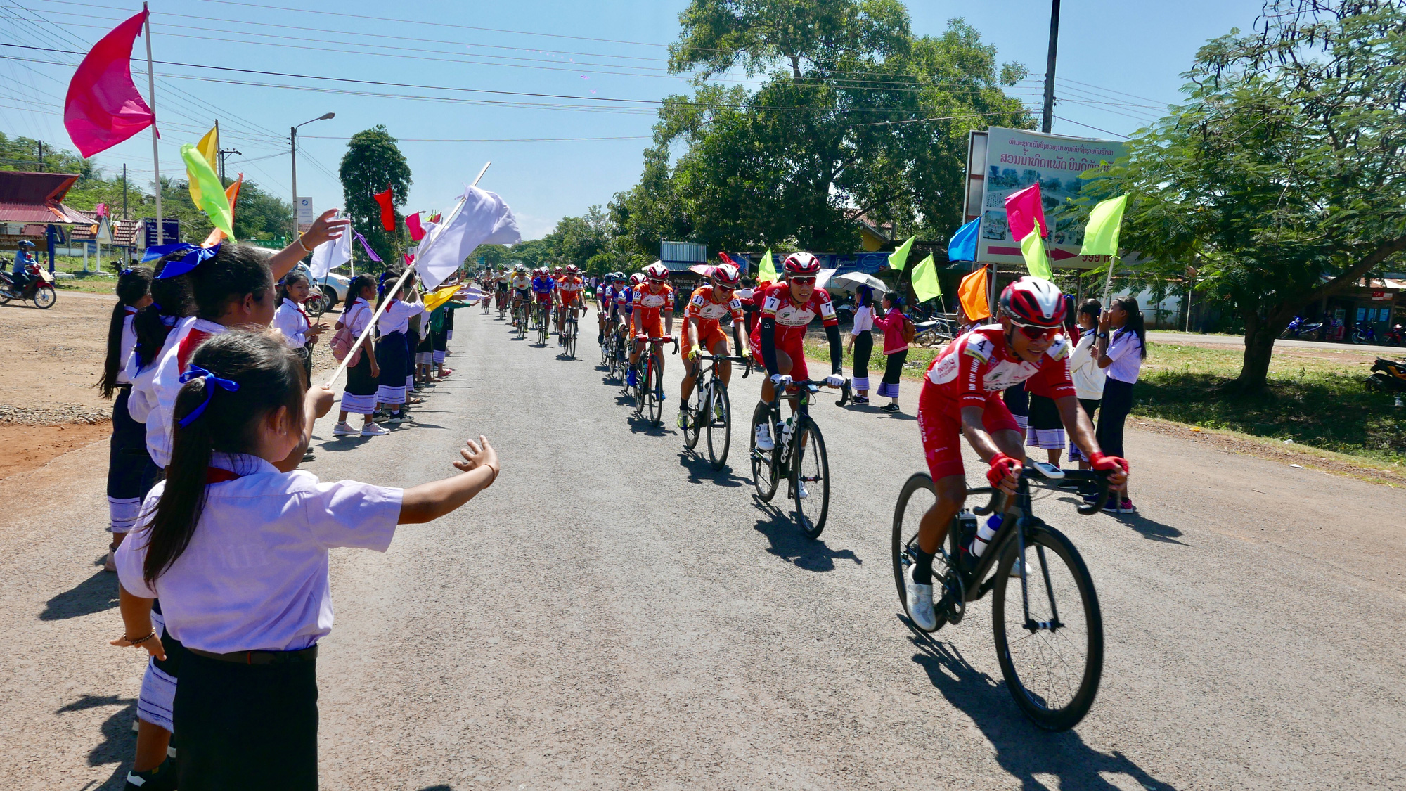 Xe đạp thể thao Nhât bãi Road Bike MUURZERO đến từ USA
