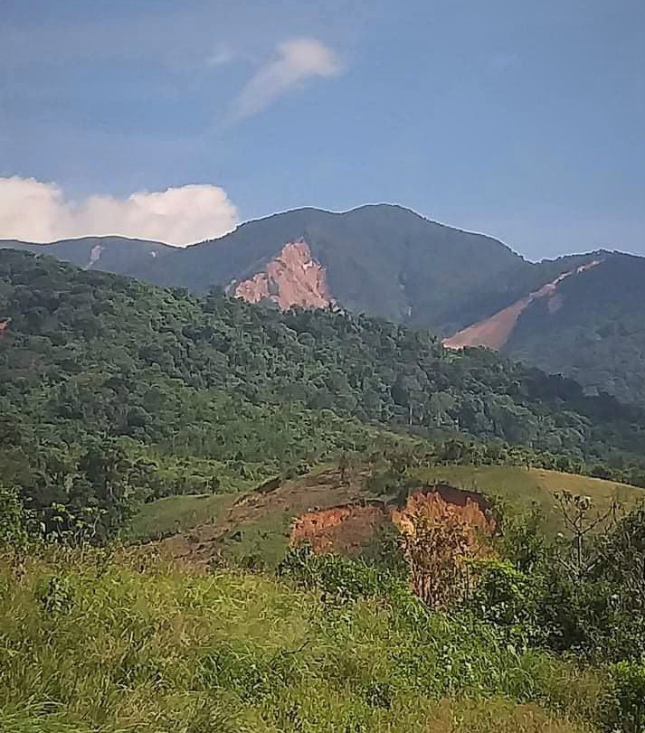 The explosion in the Quang Tri Mountains: What did the commune leaders say after registering directly?  - Photo 1.